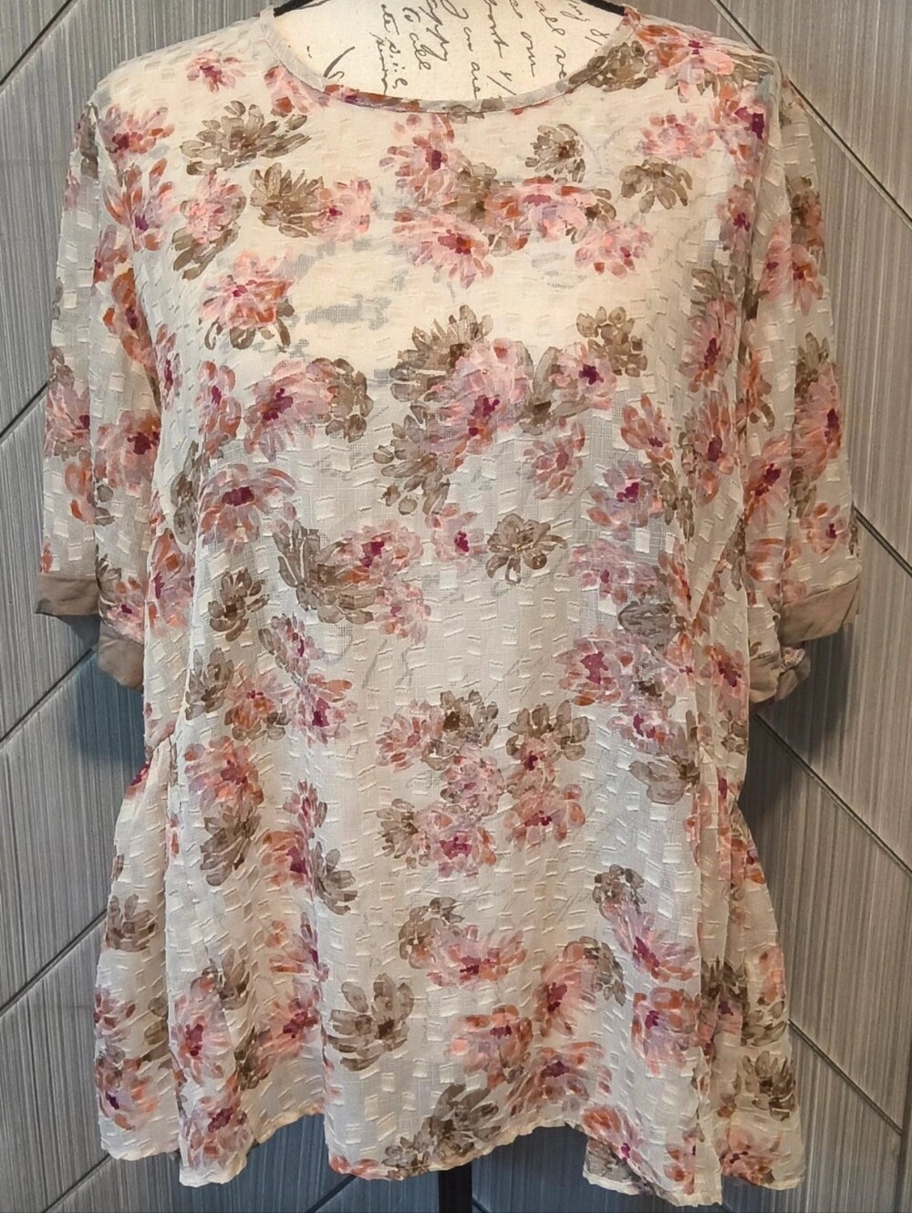 LOGO by Lori Goldstein Ivory Floral Swing Tunic